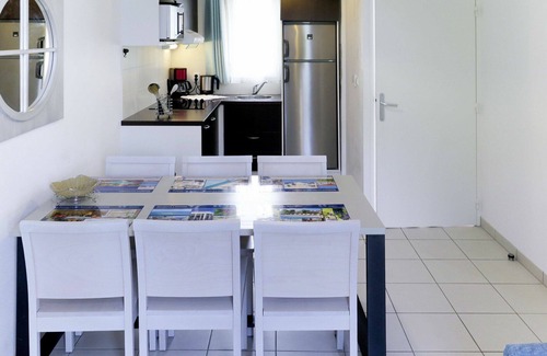 Saint-Palais-sur-Mer Apartamento | Hermoso apartamento con jacuzzi, WIFI, piscina, TV, balcón, mascotas permitida y aparcamiento