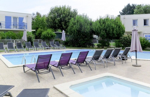 Saint-Palais-sur-Mer Apartamento | Hermoso apartamento con jacuzzi, WIFI, piscina, TV, balcón, mascotas permitida y aparcamiento