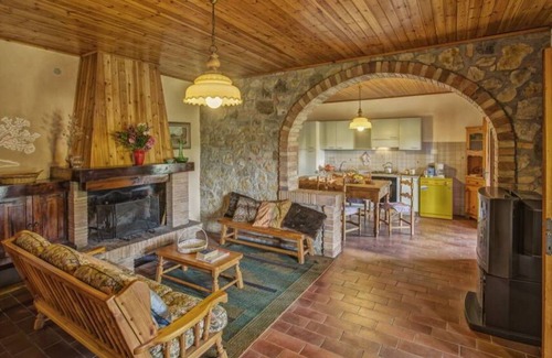 Montaione Apartamento | Apartamento con WIFI, piscina, veranda, vista panorámica, aparcamiento, cerca de San Gimignano