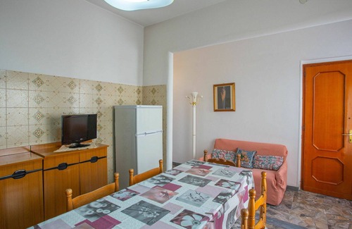 Peschici Apartamento | Acogedor apartamento para 7 personas con WIFI, TV, terraza, mascotas permitida y aparcamiento