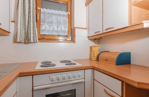 Bad Gastein Apartamento | Acogedor apartamento para 7 personas con WIFI, TV, balcón, mascotas permitida y aparcamiento