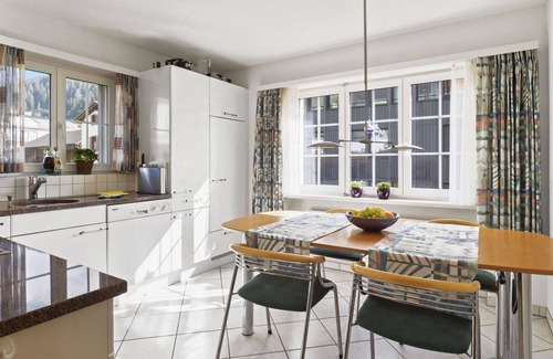 Churwalden Apartamento | Bonito apartamento para 6 personas con WIFI, TV y balcón