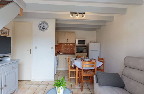 Les Mathes Apartamento | Precioso apartamento para 4 personas con WIFI, TV, terraza, mascotas permitida y aparcamiento