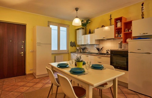 Valsolda Apartamento | Precioso apartamento con piscina, WIFI, TV, terraza, mascotas permitida y aparcamiento