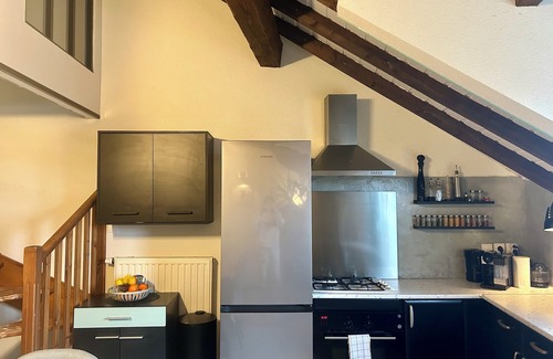 Bons-en-Chablais Apartamento | Cosy apartment: ideal for family, friends, couple