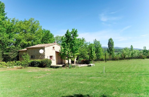 Sigonce Villa | Acogedor apartamento en villa con piscina, WIFI, TV, patio, vista panorámica, aparcamiento