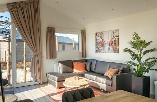 Linden Casa | Hermoso apartamento en villa para 4 personas con WIFI, TV, terraza y aparcamiento