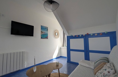 Cancale Apartamento | Cosy apartment - near footpath and town center - sea view - sleeps 3