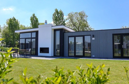 Nieuwvliet Casa | Acogedor apartamento en villa para 4 personas con WIFI, TV, terraza y aparcamiento