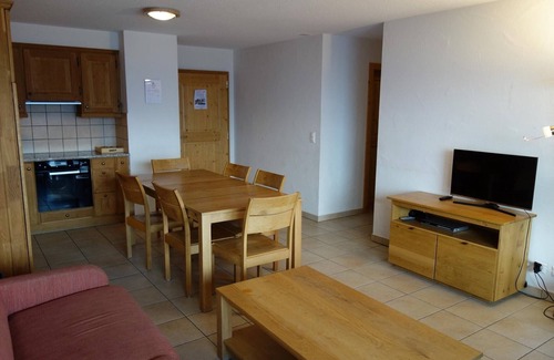 Veysonnaz Apartamento | Acogedor apartamento con balcón.