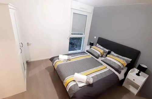 Bezons Apartamento | Cosy apartment with garden and parking near Paris