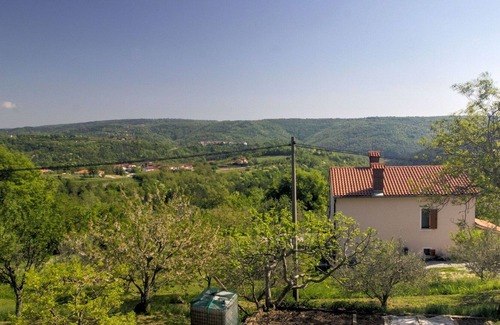 Truske Apartamento | Apartamento con piscina, A/C, WIFI, TV, balcón, mascotas permitida, vista panorámica, aparcamiento