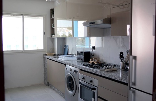 Martil Apartamento | Cosy Apprtment with view on swimming pool and mountains