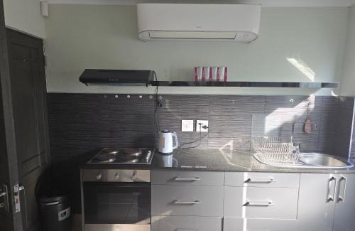 Sunset Beach Apartamento | Cosy at Cowrie