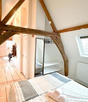 University District Apartamento | Cosy Authentiek Penthouse