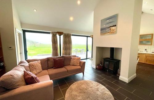 Vale of Glamorgan Casa | Cosy barn with views in Wick Vale of Glamorgan