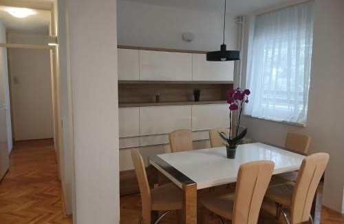 Banovo brdo Apartamento | Cosy&Beatiful