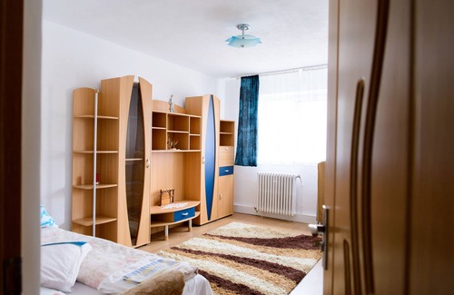 Sfantu Gheorghe Apartamento | Acogedor y luminoso apartamento en el centro
