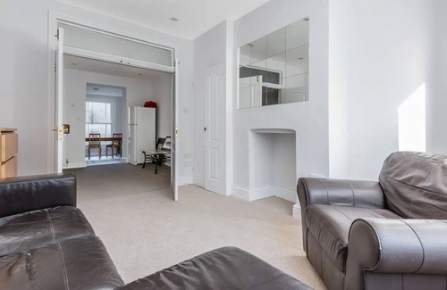 Prince's Apartamento | Cosy & Central 3BD Apartment - Kennington