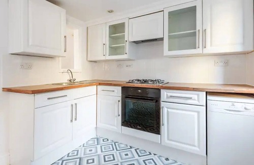 Prince's Apartamento | Cosy & Central 3BD Apartment - Kennington