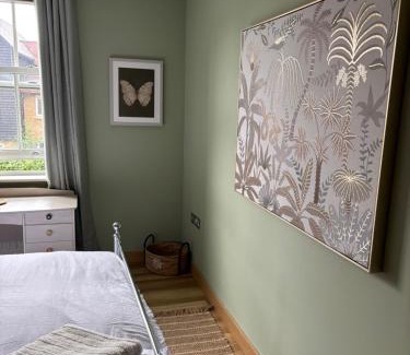 Ware Apartamento | Cosy central hideout
