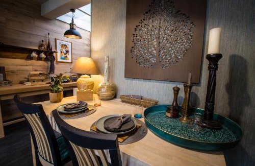 Hesdin Casa | Cosy Central House with luxury jacuzzi bath