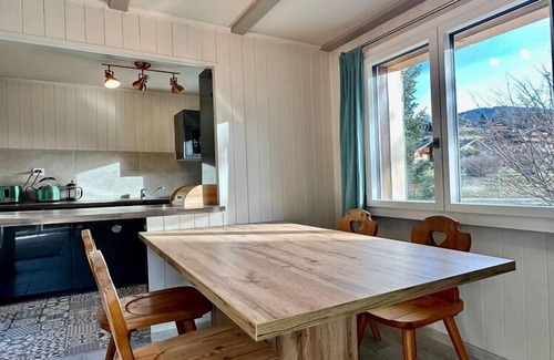 Rougemont Chalet De Esquí | Acogedor chalet con jardín