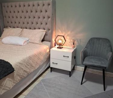 Francistown Apartamento | Cosy Cottage 1