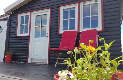Egilsstadir Casa | Cosy Cottage-Álfabakki-with hot tub