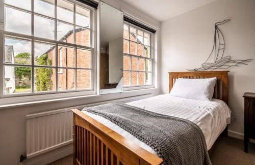 Topsham Casa | Cosy Cottage in Central Topsham with Parking