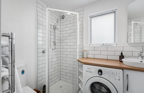 Lindisfarne Apartamento | Cosy Cottesloe - 2 Bedroom Unit - Free Parking - Free WIFI