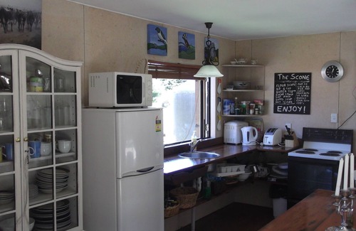 Raetihi Cabaña | Tranquila y acogedora casa de campo moderna - entorno rural en 4 acres