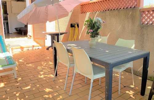 Residences du Golfe de Lava Apartamento | Cosy duplex studio 50 m from the beach.