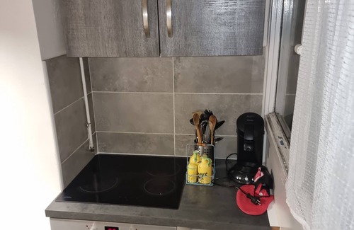 Livry-Gargan Apartamento | Cosy F1 apartment near Stade de France, Paris and Disneyland