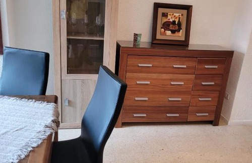 La Linea de la Concepcion Apartamento | Cosy flat for comfy stay - Gib Rock View 3