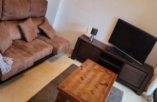 La Linea de la Concepcion Apartamento | Cosy flat for comfy stay - Gib Rock View 3
