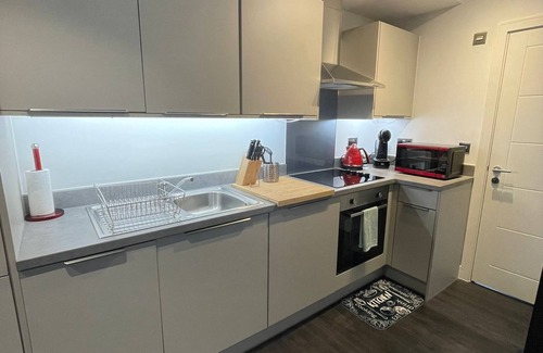Sutton Apartamento | Cosy Flat in Sutton with Parking free
