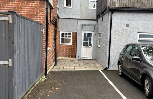 Sutton Apartamento | Cosy Flat in Sutton with Parking free