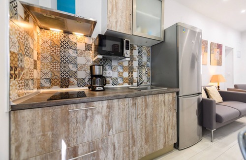 Colonia de la Prensa Apartamento | Cosy flat with terrace and spaces for remote working in Madrid
