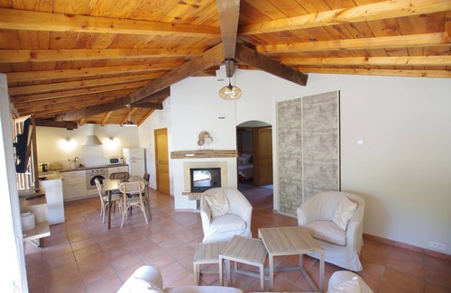 Bosset Casa | Cosy gîte for 2 to 4 pers. - pool and spa included