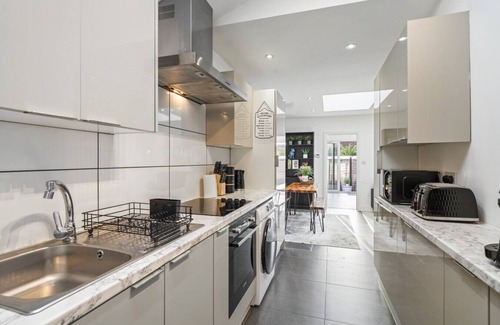 Old Malden Apartamento | Cosy hideaway with private patio