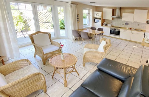 Timmendorf Apartamento | Cosy holiday apartment with terrace and garden