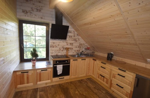 gmina Osiek Casa | Acogedora casa de vacaciones en Skrzynia con terraza