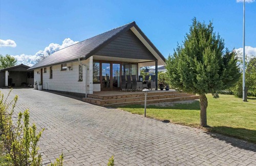 Skastrup Strand Casa | Cosy holiday house near child friendly beach