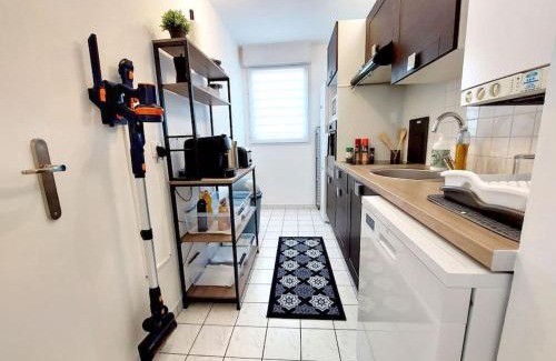 Cergy Apartamento | Cosy Home 2 - Spacieux 3 pièces avec parking - 30 min de Paris
