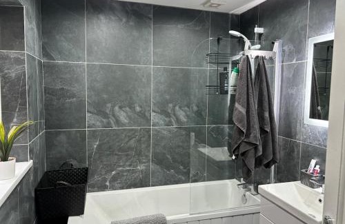 Gaeltacht Quarter Casa | Cosy home 9 Rockmount street falls road