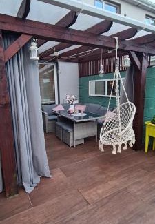 Athenry Casa | Cosy home with organic garden