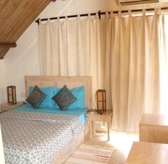 Blue Bay Casa | Cosy House in Blue Bay with Private Parking and Terrace