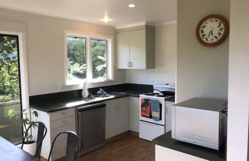 Lake Okareka Casa | Cosy Lake Bach