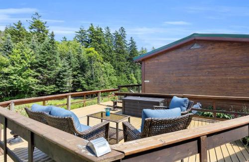 Clifton Royal Casa | Cosy Lake Paradise 4-Bed Retreat Pet Friendly